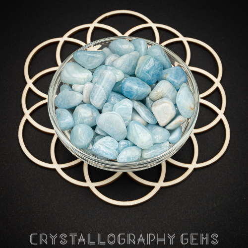 Aquamarine tumbled crystals